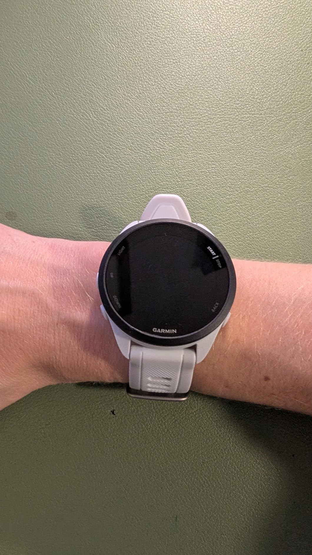 Garmin Forerunner 165, Running Smartwatch, Colorful AMOLED Display, Training Metrics and Recovery Insights, Black - Customer Photo 4