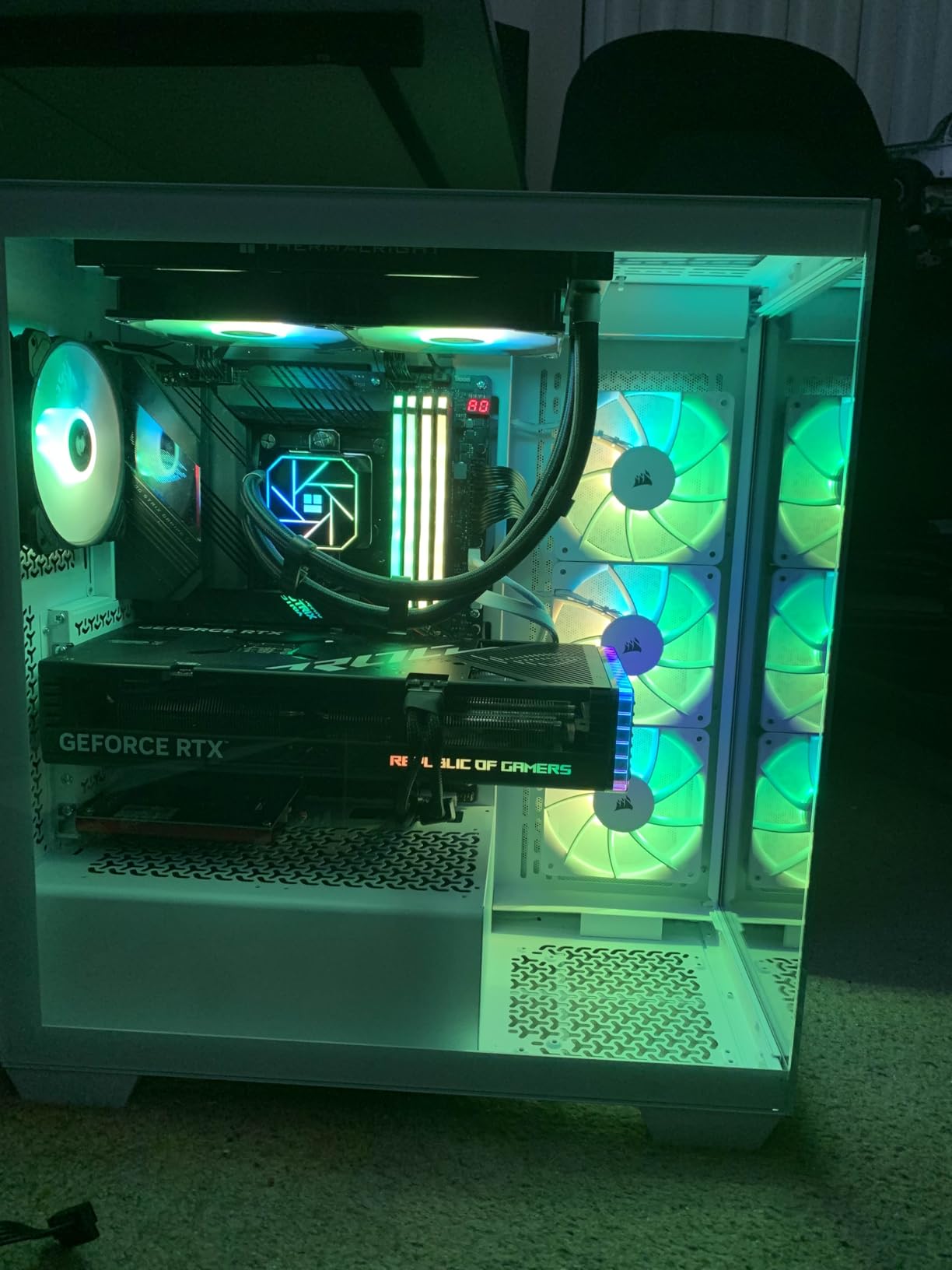 CORSAIR 3500X ARGB Mid-Tower ATX PC Case – Panoramic Tempered Glass – Reverse Connection Motherboard Compatible – 3X CORSAIR RS120 ARGB Fans Included – White Customer Review CORSAIR 3500X ARGB Mid-Tower ATX PC Case – Panoramic Tempered Glass – Reverse Connection Motherboard Compatible – 3X CORSAIR RS120 ARGB Fans Included – White - Customer Photo 1