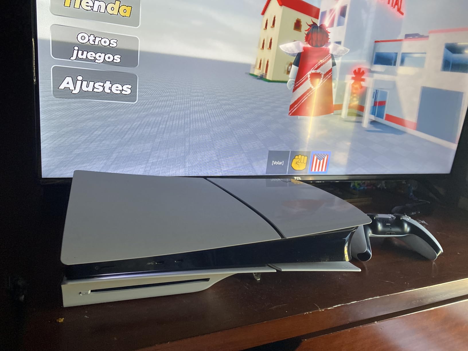 PlayStation PS5 Console - Fortnite Cobalt Star Disc Edition Customer Review PlayStation PS5 Console - Fortnite Cobalt Star Disc Edition - Customer Photo 1