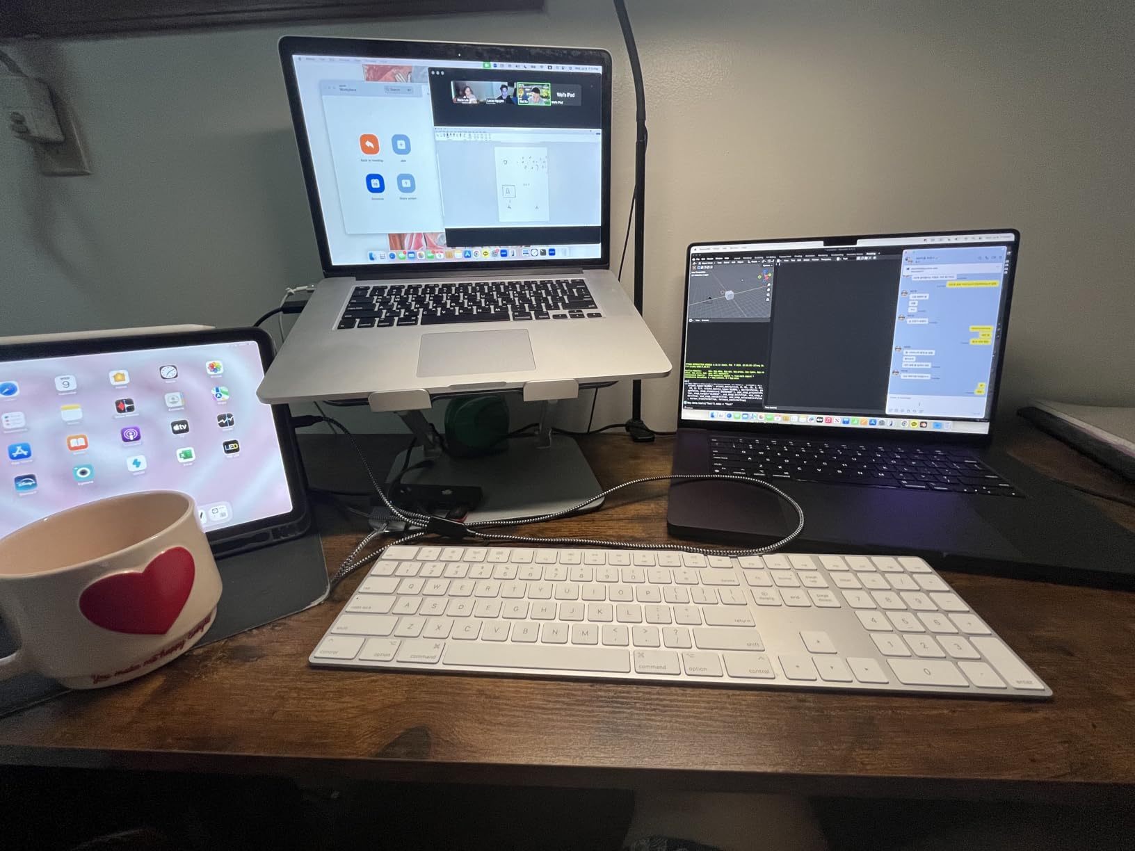 Apple 2024 MacBook Pro Laptop with M4 Pro, 14‑core CPU, 20‑core GPU: Built for Apple Intelligence, 16.2-inch Liquid Retina XDR Display, 24GB Unified Memory, 512GB SSD Storage; Space Black Customer Review Apple 2024 MacBook Pro Laptop with M4 Pro, 14‑core CPU, 20‑core GPU: Built for Apple Intelligence, 16.2-inch Liquid Retina XDR Display, 24GB Unified Memory, 512GB SSD Storage; Space Black - Customer Photo 3