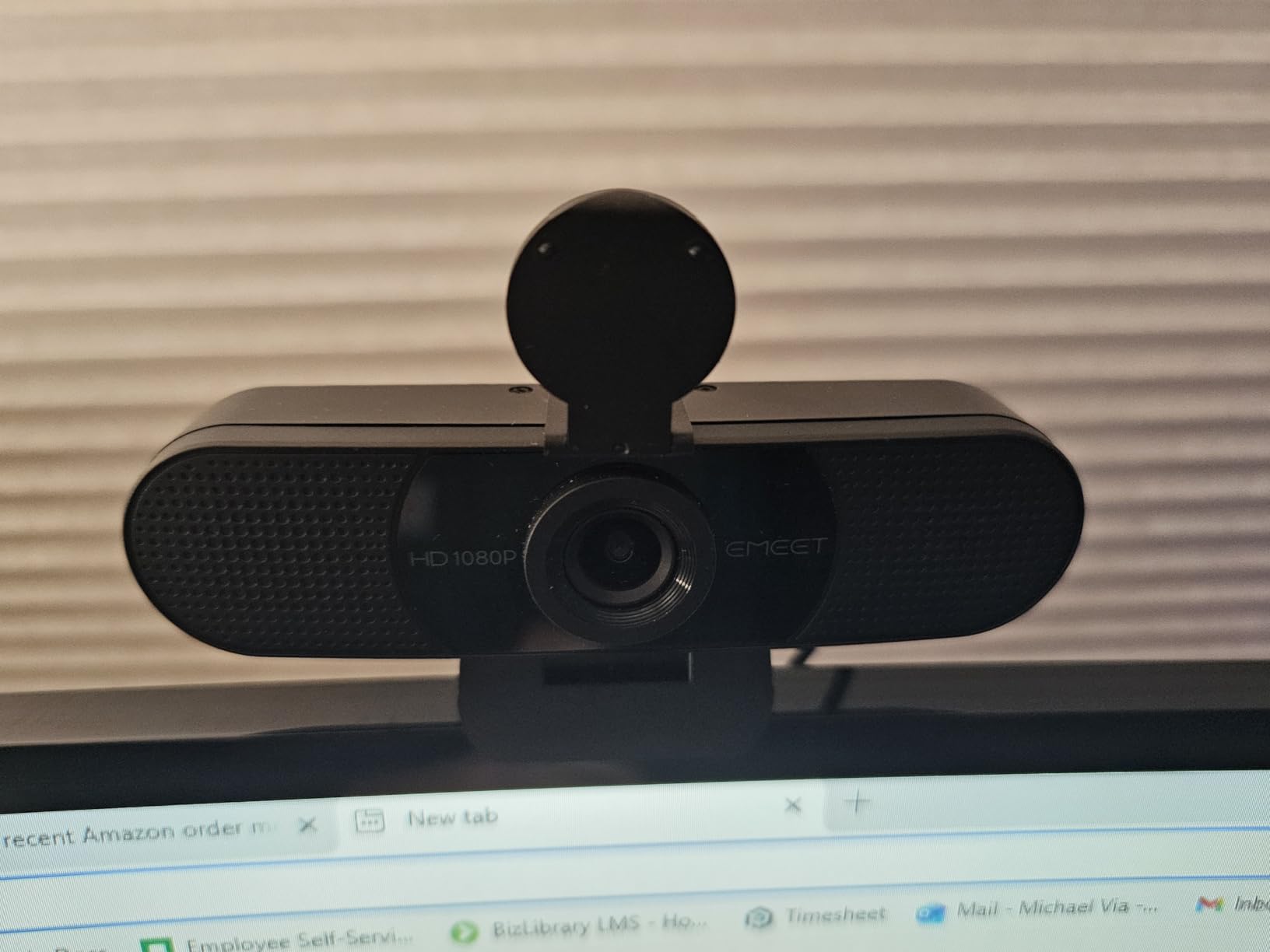 EMEET 1080P Webcam with Microphone, C960 Web Cam, 2 Mics, 90° FOV, USB Type-A & A-to-C Adapter, Plug&Play Computer Camera for Online Calling, Zoom/Teams/Facetime, Switch 2 Camera Support, 2025 Version Customer Review EMEET 1080P Webcam with Microphone, C960 Web Cam, 2 Mics, 90° FOV, USB Type-A & A-to-C Adapter, Plug&Play Computer Camera for Online Calling, Zoom/Teams/Facetime, Switch 2 Camera Support, 2025 Version - Customer Photo 1