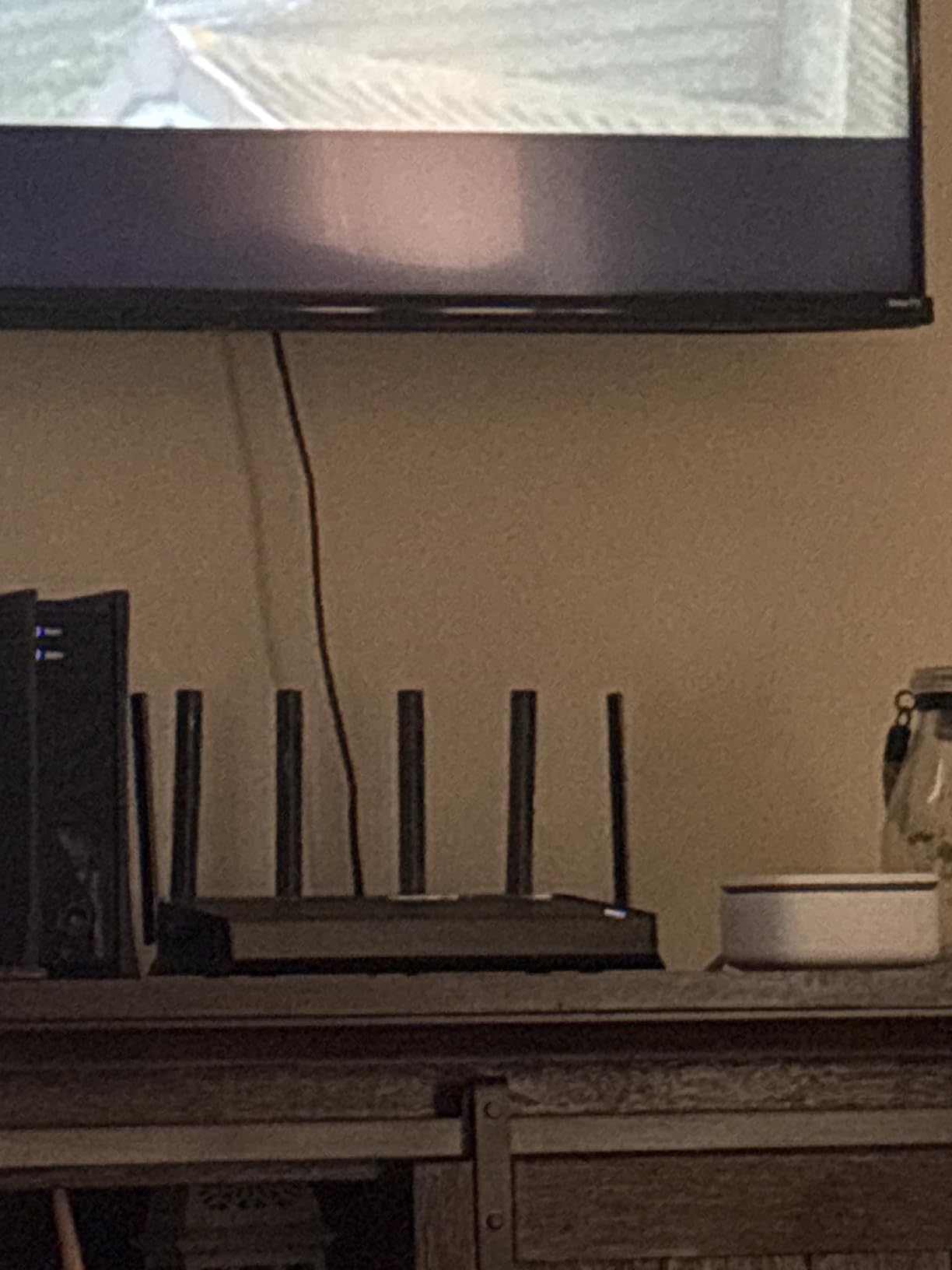 TP-Link Archer BE6500 Dual-Band Wi-Fi 7 Router (Archer BE400) | Dual 2.5 Gbps Ports USB 3.0 | Covers up to 2,400 Sq. ft and 90 Devices | Quad-core CPU| HomeShield, Private IoT, Free Expert Support Customer Review TP-Link Archer BE6500 Dual-Band Wi-Fi 7 Router (Archer BE400) | Dual 2.5 Gbps Ports USB 3.0 | Covers up to 2,400 Sq. ft and 90 Devices | Quad-core CPU| HomeShield, Private IoT, Free Expert Support - Customer Photo 4