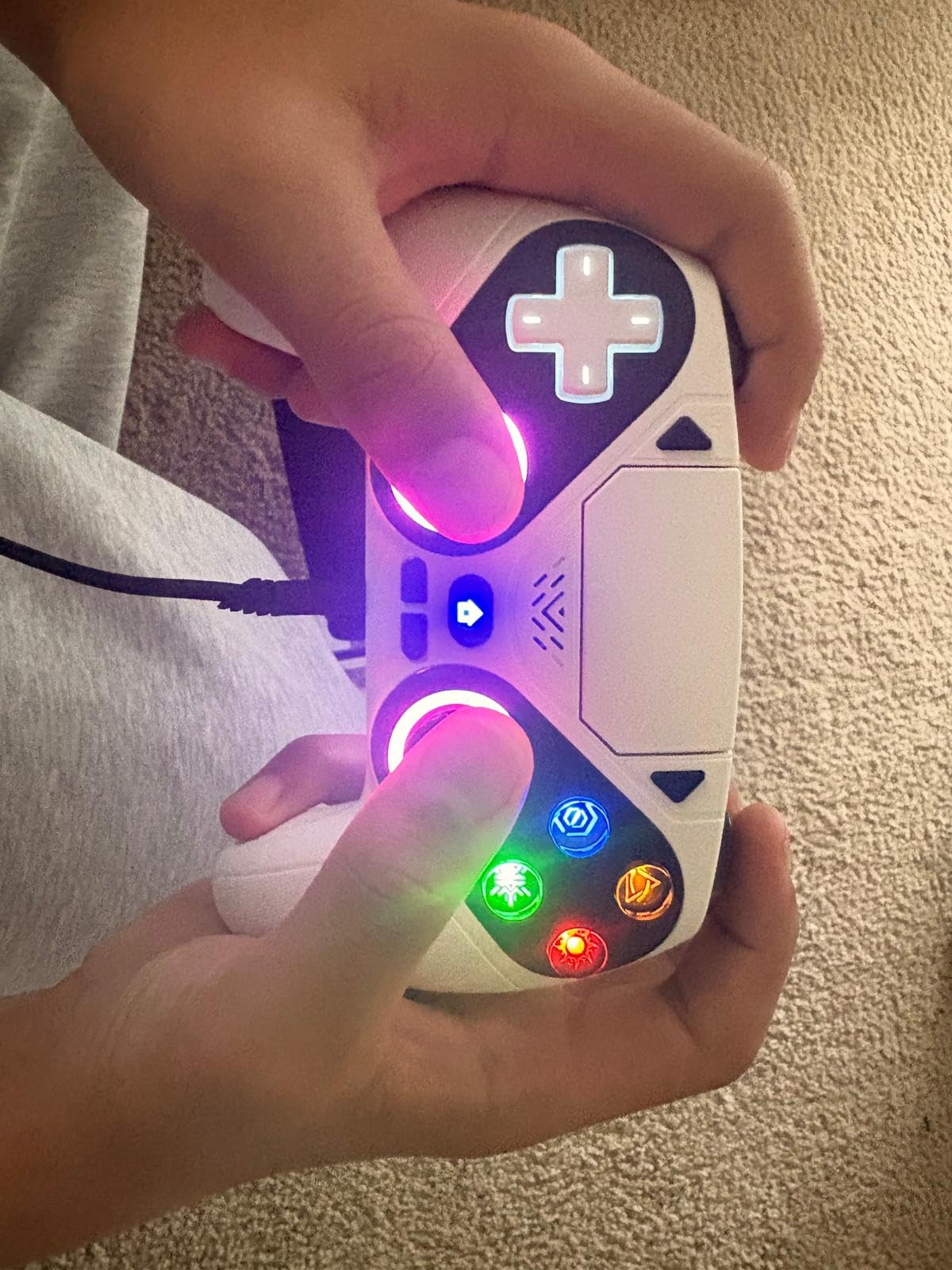 Gamrombo LED Wireless Controller for PS5, Compatible with PS5 Pro/Slim/PC, Dual Vibration, Macro/Turbo Function, 3.5mm Audio Jack, 6-Axis Motion Contro Gamepad with Speaker(White) Customer Review Gamrombo LED Wireless Controller for PS5, Compatible with PS5 Pro/Slim/PC, Dual Vibration, Macro/Turbo Function, 3.5mm Audio Jack, 6-Axis Motion Contro Gamepad with Speaker(White) - Customer Photo 1