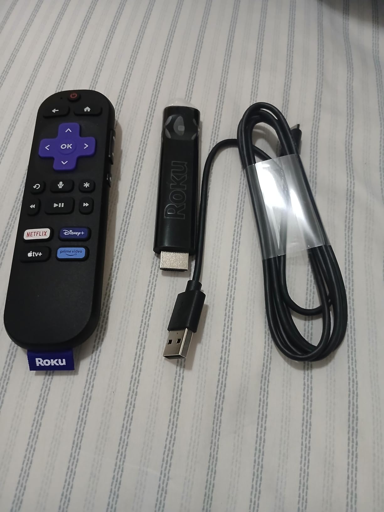 Roku Streaming Stick Plus 2025 - 4K & HDR Roku Streaming Device for TV with Voice Remote - Free & Live TV Customer Review Roku Streaming Stick Plus 2025 - 4K & HDR Roku Streaming Device for TV with Voice Remote - Free & Live TV - Customer Photo 4