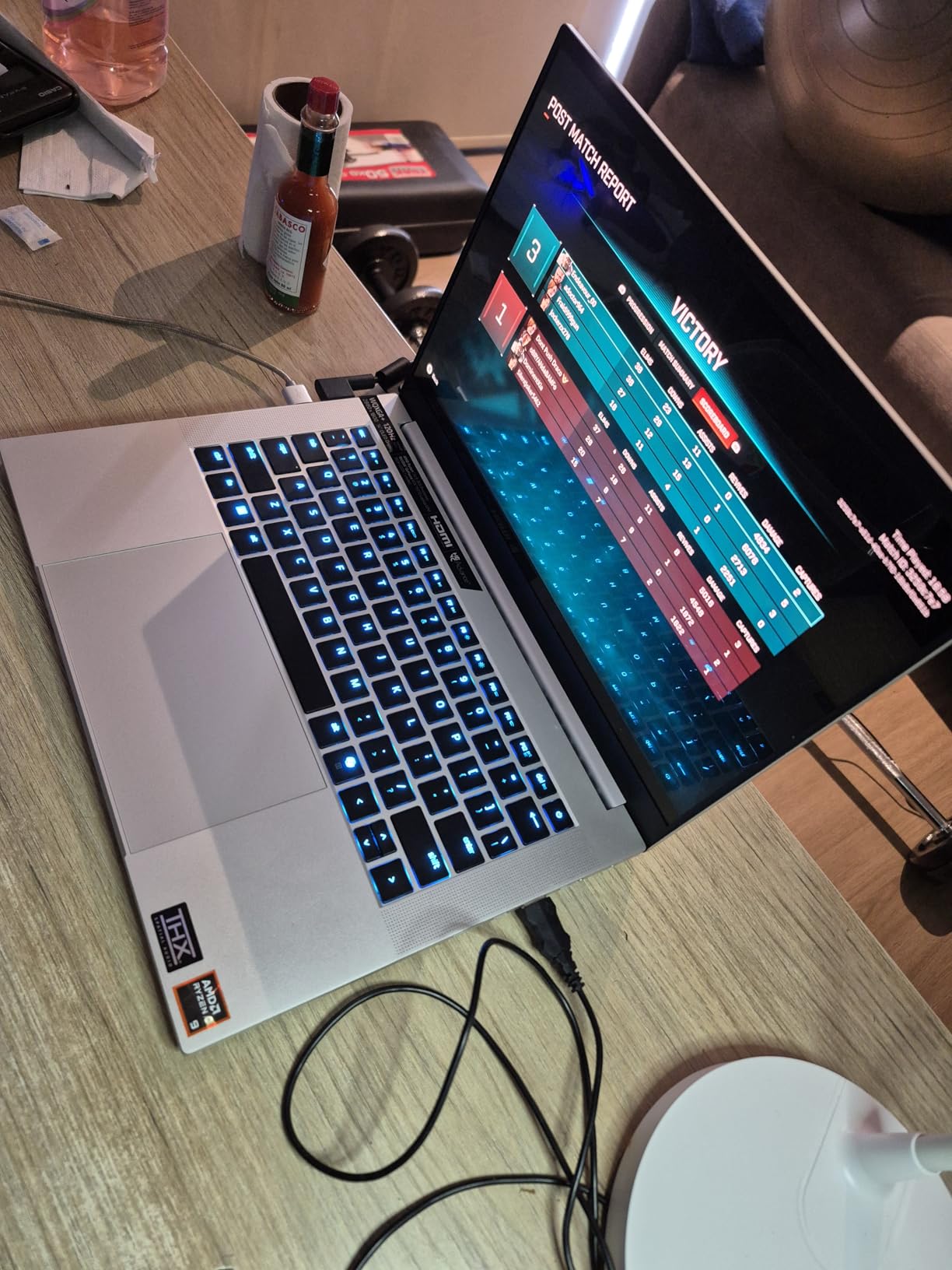 Razer Blade 14 (2025) Gaming Laptop: NVIDIA GeForce RTX 5070 - AMD Ryzen AI 9 365 CPU - 3K 120Hz OLED Display - 32GB LPDDR5X RAM - 1TB SSD - Thin & Lightweight - Chroma RGB - Windows - Black - Customer Photo 2