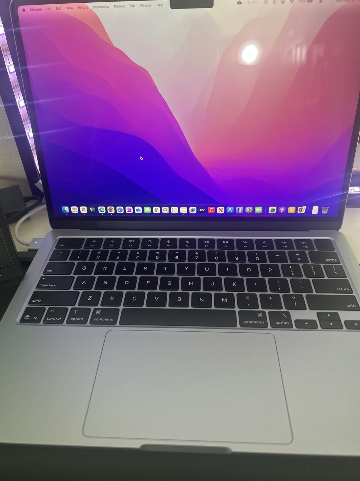 Apple 2025 MacBook Air 13-inch Laptop with M4 chip: Built for Apple Intelligence, 13.6-inch Liquid Retina Display, 16GB Unified Memory, 256GB SSD Storage, 12MP Center Stage Camera, Touch ID; Midnight Customer Review Apple 2025 MacBook Air 13-inch Laptop with M4 chip: Built for Apple Intelligence, 13.6-inch Liquid Retina Display, 16GB Unified Memory, 256GB SSD Storage, 12MP Center Stage Camera, Touch ID; Midnight - Customer Photo 3