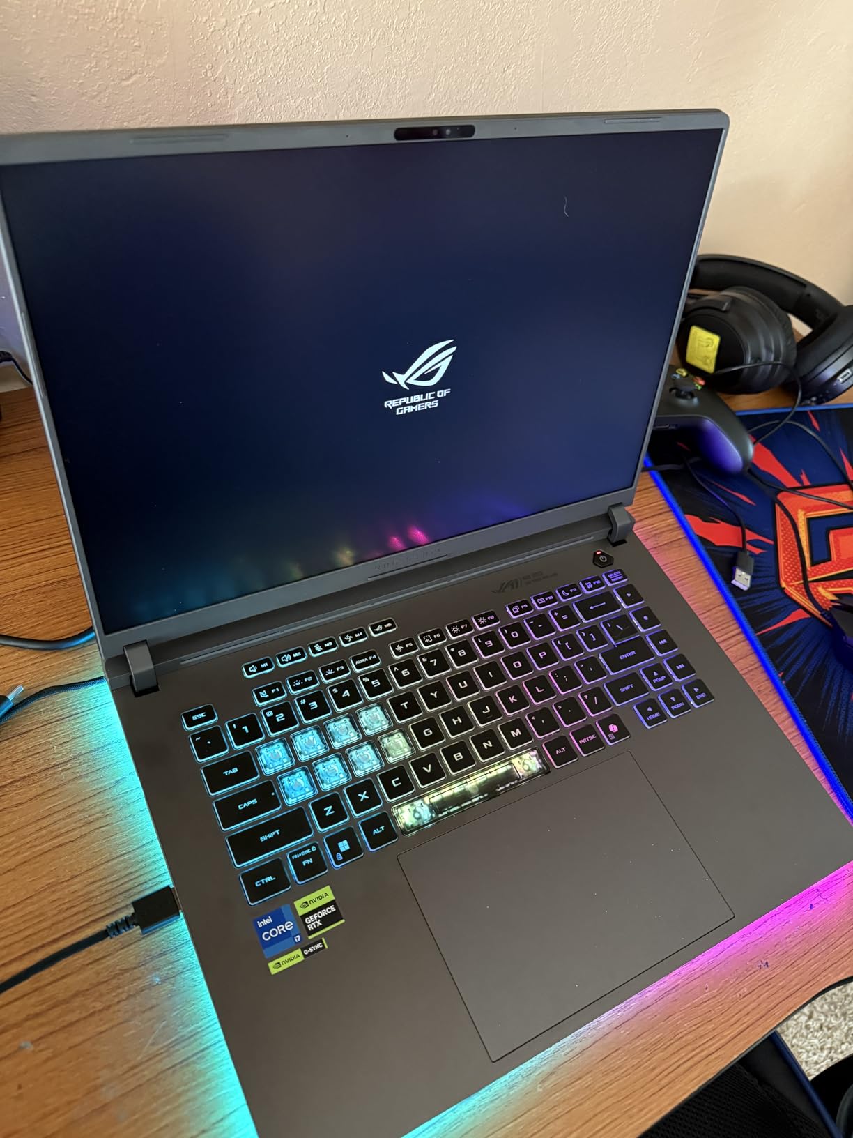 ASUS ROG Strix G16 (2025) Gaming Laptop, 16 ASUS ROG Strix G16 (2025) Gaming Laptop, 16