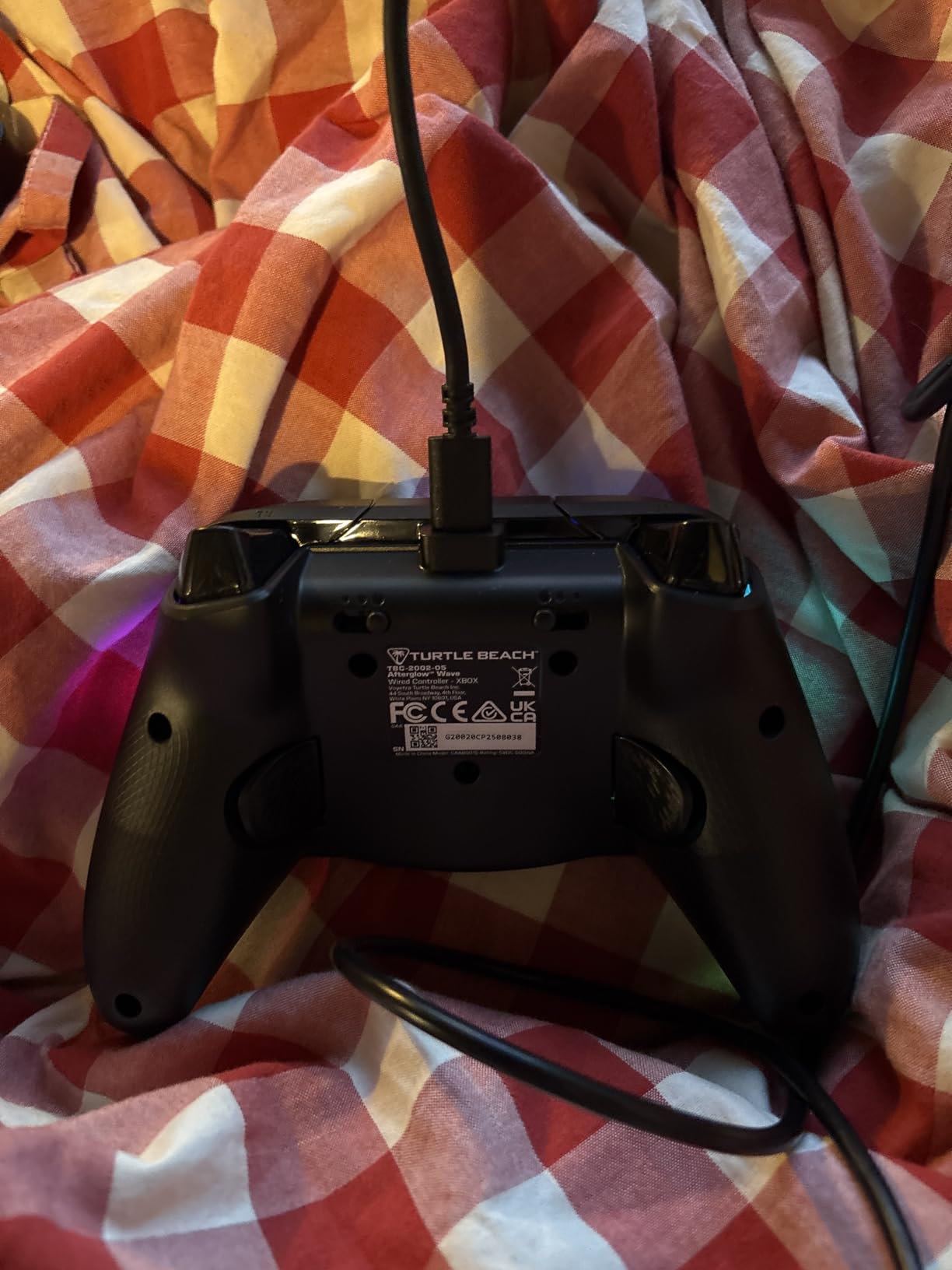Turtle Beach Afterglow Wave Wired RGB Gaming Controller - Licensed for Xbox Series X|S, Xbox One & Windows PCs - Mappable Buttons, Hall-Effect Hair Triggers, Companion App - Grey Customer Review Turtle Beach Afterglow Wave Wired RGB Gaming Controller - Licensed for Xbox Series X|S, Xbox One & Windows PCs - Mappable Buttons, Hall-Effect Hair Triggers, Companion App - Grey - Customer Photo 1