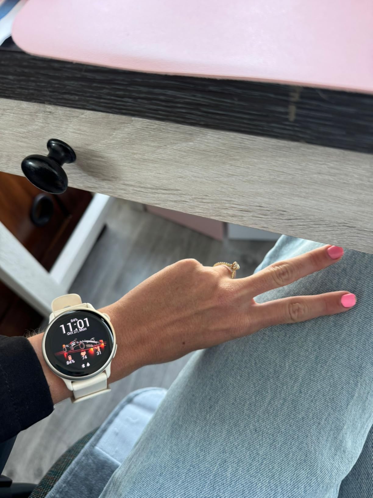 Garmin vívoactive® 6, Health and Fitness GPS Smartwatch, AMOLED Display, Up to 11 Days of Battery, Slate with Black Band - Customer Photo 3