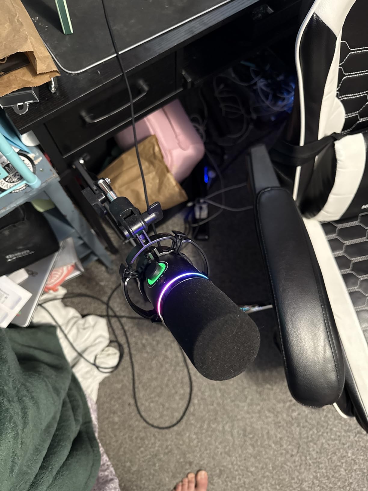 MAONO Gaming Streaming Equipment Bundle: Audio Interface Mixer and XLR Dynamic Mic RGB Noise Reduction Live Streaming Podcasting MaonoCaster PD200XS&G1 NEO Customer Review MAONO Gaming Streaming Equipment Bundle: Audio Interface Mixer and XLR Dynamic Mic RGB Noise Reduction Live Streaming Podcasting MaonoCaster PD200XS&G1 NEO - Customer Photo 2