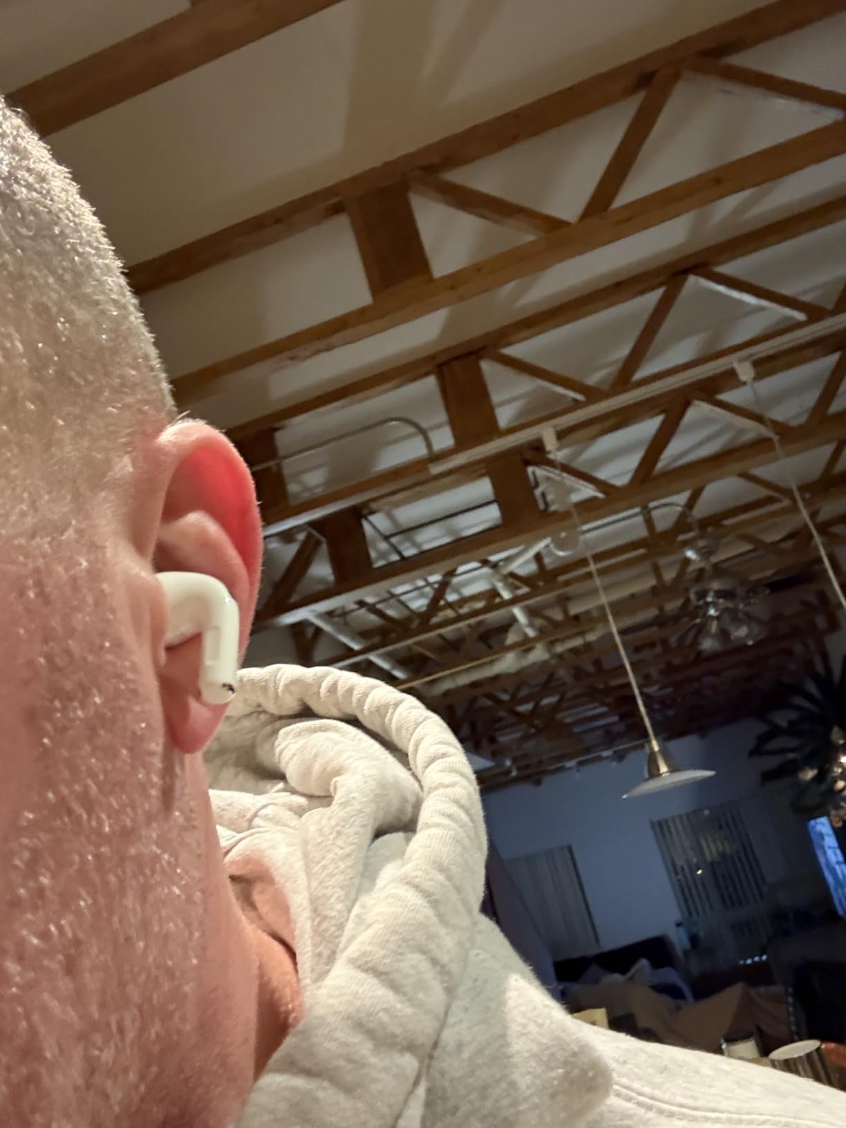 Apple AirPods Pro 3 Wireless Earbuds, Active Noise Cancellation, Live Translation, Heart Rate Sensing, Hearing Aid Feature, Bluetooth Headphones, Spatial Audio, High-Fidelity Sound, USB-C Charging - Customer Photo 4