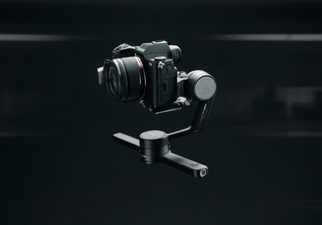 Best Gimbals for Mirrorless Cameras [cy]: 10 Models Tested - rosenberryrooms