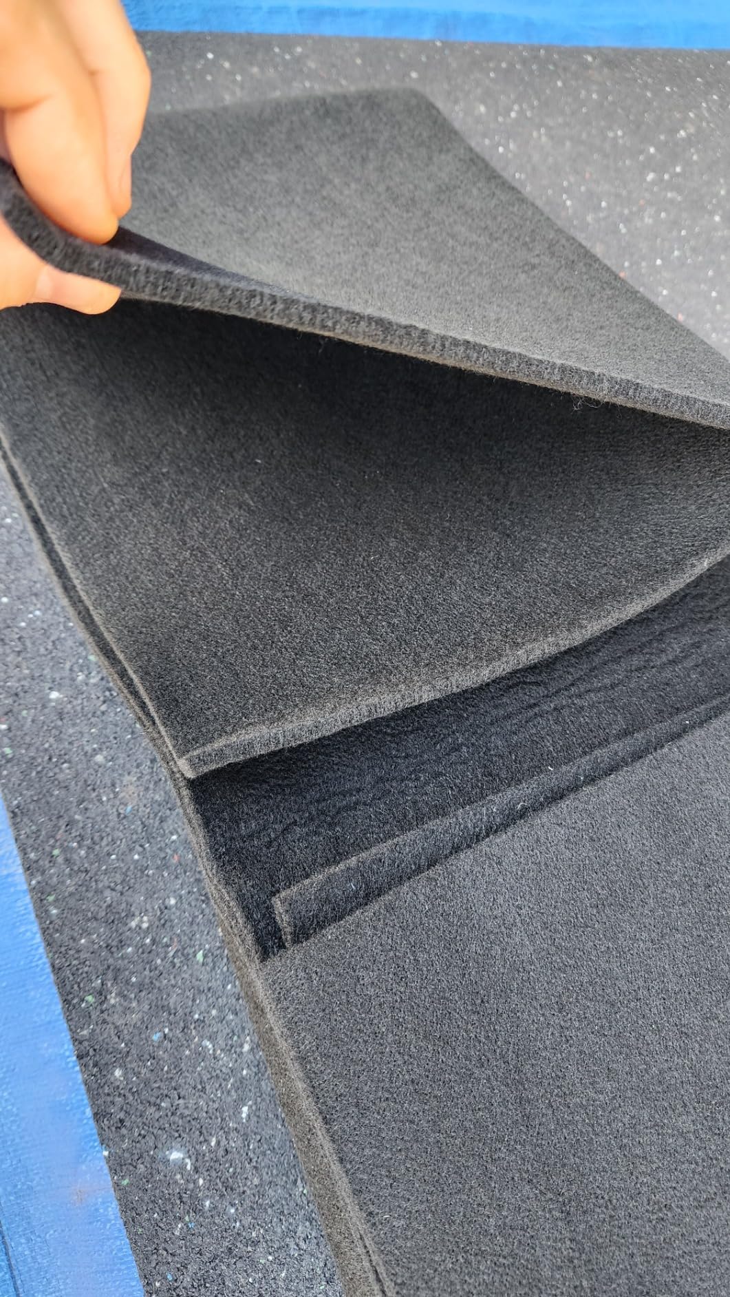 Welding Blanket Fireproof 40x40 Inch Carbon Felt Soldering Mat & Pad, 5mm Flame Retardant Fabric, Heat Shield for Brazing, Automotive Repair, Grill & Smoker, HVAC Plumbing, Black customer photo 1