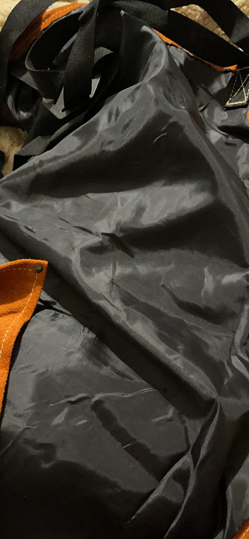 Leather Welding Apron with 6 Pockets - Heat & Flame-Resistant Apron, 24'' X 42'', Adjustable M to XXXL customer photo 1