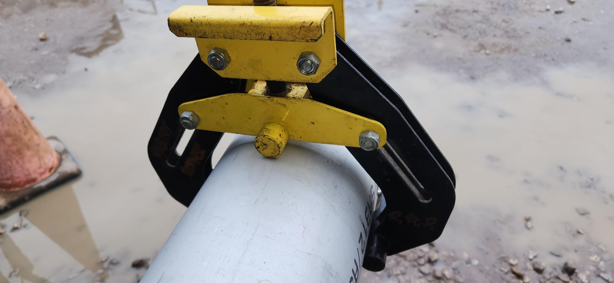 Strong Hand Tools CPA60 Pipe Alignment Clamp, Pipe Diameter Capacity: 2