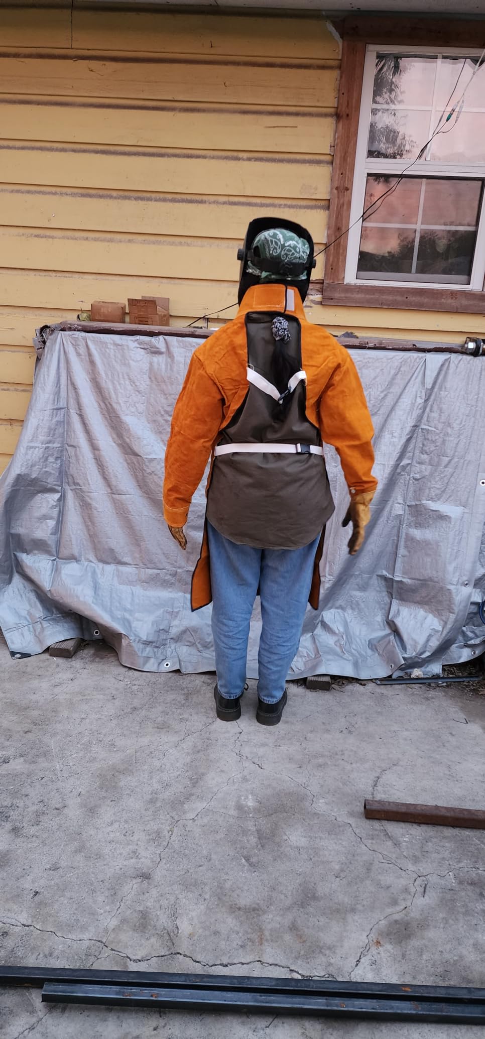 Leather Welding Apron with Sleeves,Heavy Duty Welding Jacket,Heat Flame Resistant Welder Apron for Men customer photo 2