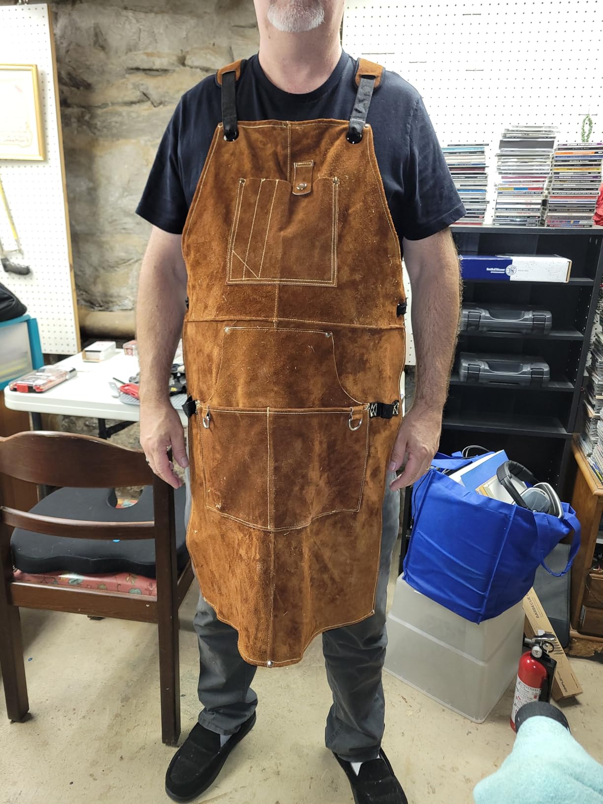 FIGHTECH Leather Welding Apron 11 Tool Pockets Heavy Duty - Wood Working Shop Apron Men Blacksmith Carpenter Adjustable M-XXL customer photo 2