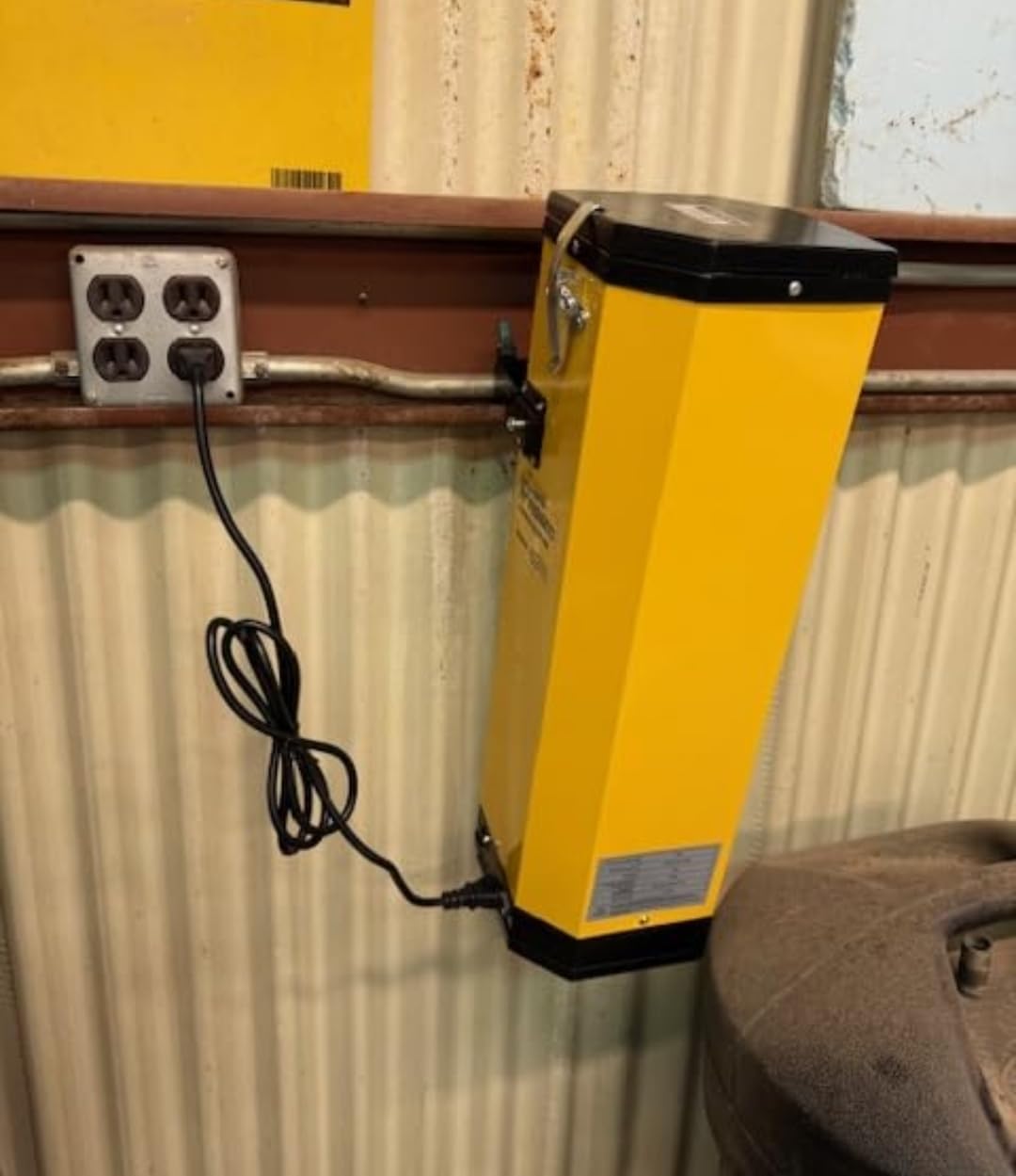 20 Lb Portable Welding Rod Container with Dial Temperature Indication 150°F-300°F, Fits 19 Inch Rods for Low Hydrogen and Stainless Welding Rods (Black Yellow) customer photo 1